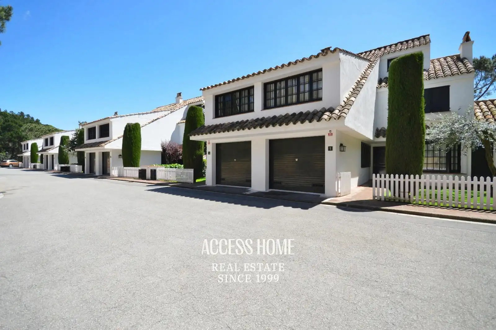 Exterior view of Detached homes for rent in Sant Vicenç de Montalt  with Heating, Terrace and Swimming Pool