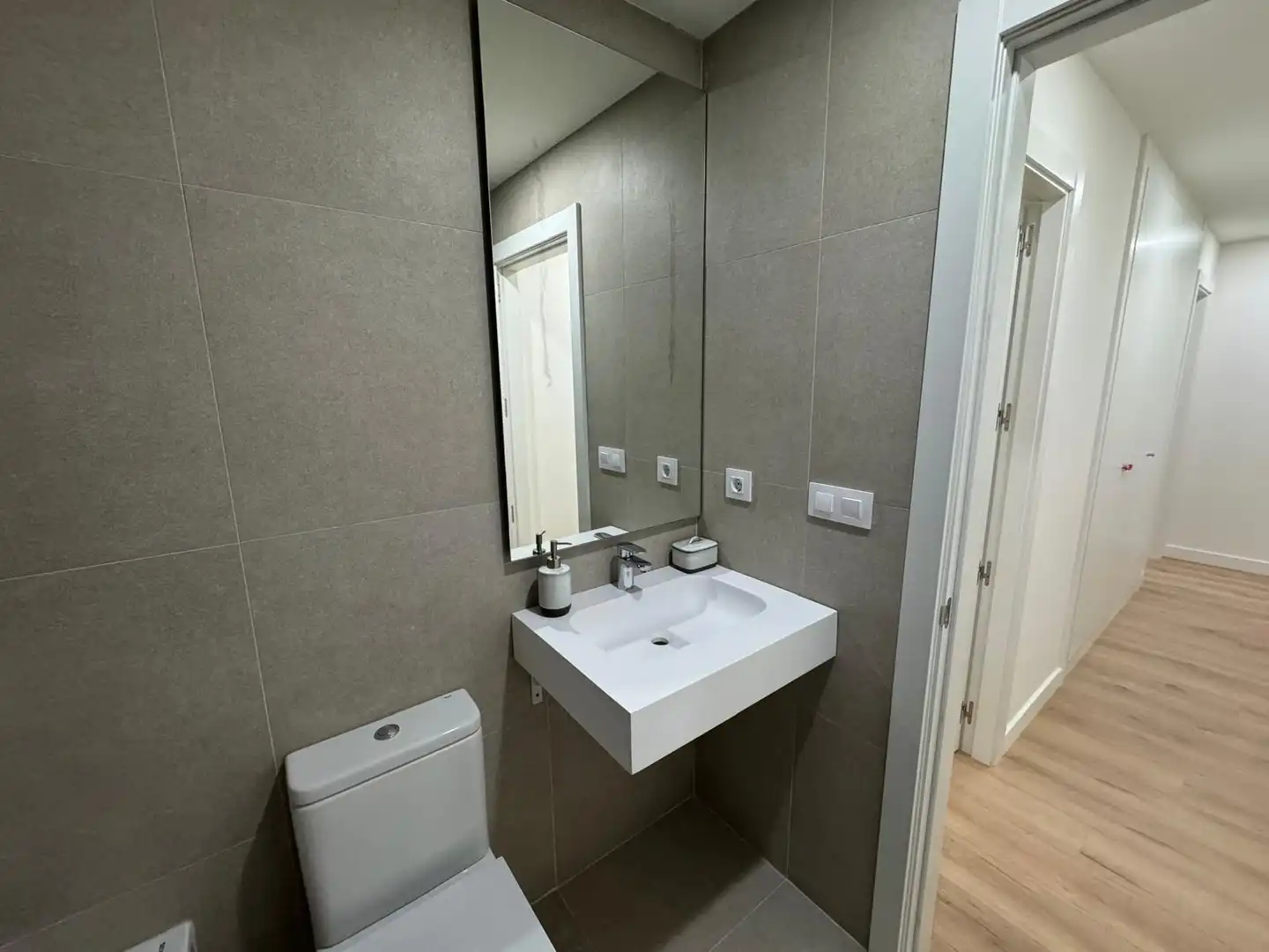 Bathroom of Attic for sale in Málaga  with Air Conditioner, Heating and Terrace