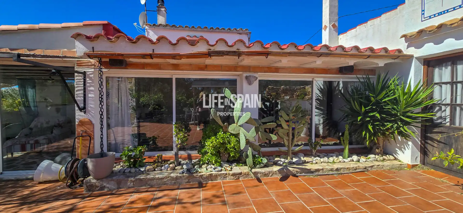 Country house with pool for sale in Camarles, imagen 8