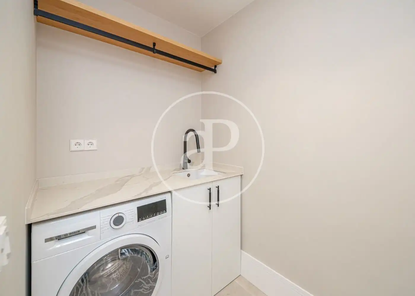 Küche von Wohnung zum Verkauf in Madrid mit Klimaanlage, Heizung und Abstellraum