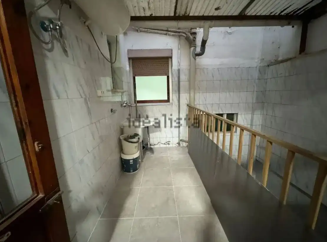 Piso en venta en Mislata con Horno, Lavadora y Balcón