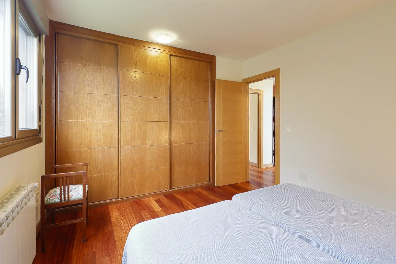 Bedroom of Houses for sale in Gijón   with Heating