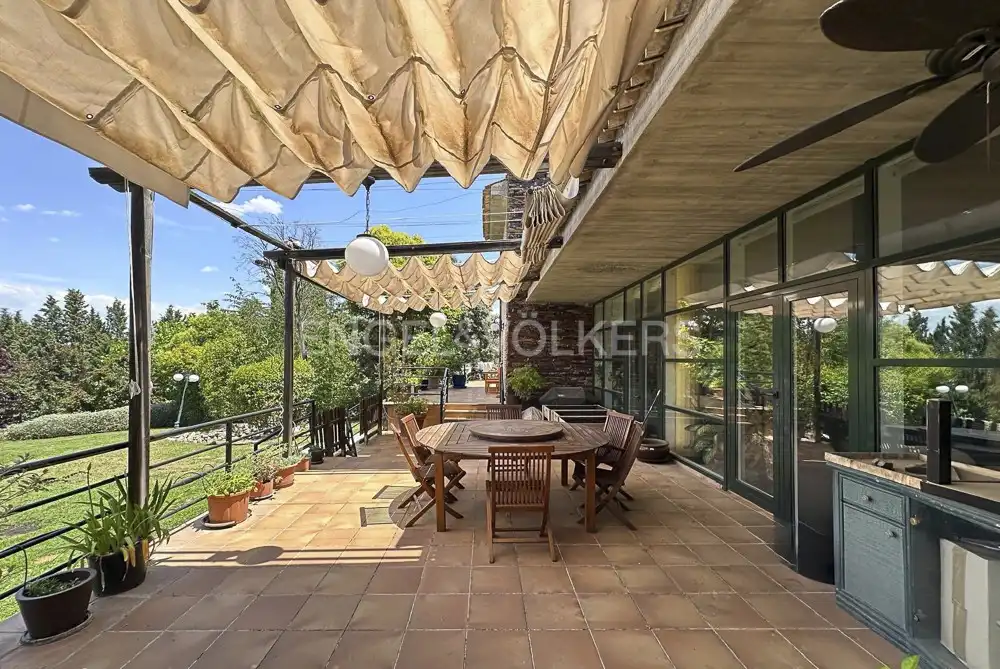 Terraza de Finca rústica en venta en Ciudalcampo con Aire acondicionado, Calefacción y Jardín privado
