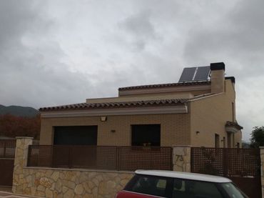 Villa zum Verkauf in C/ Montbrio del Camp