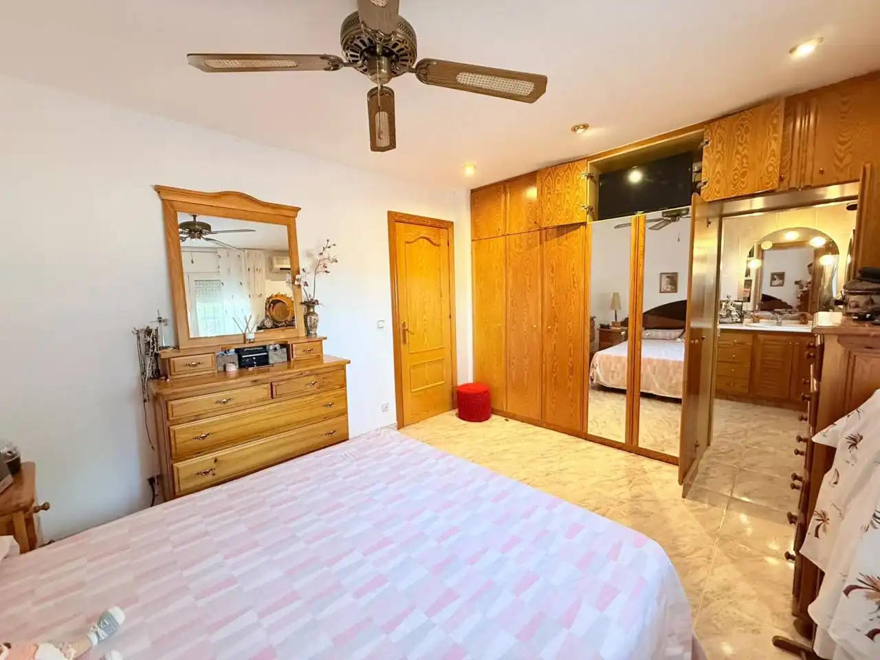 Habitación de Casa o chalet en venta en Riells i Viabrea con Aire acondicionado, Jardín privado y Terraza