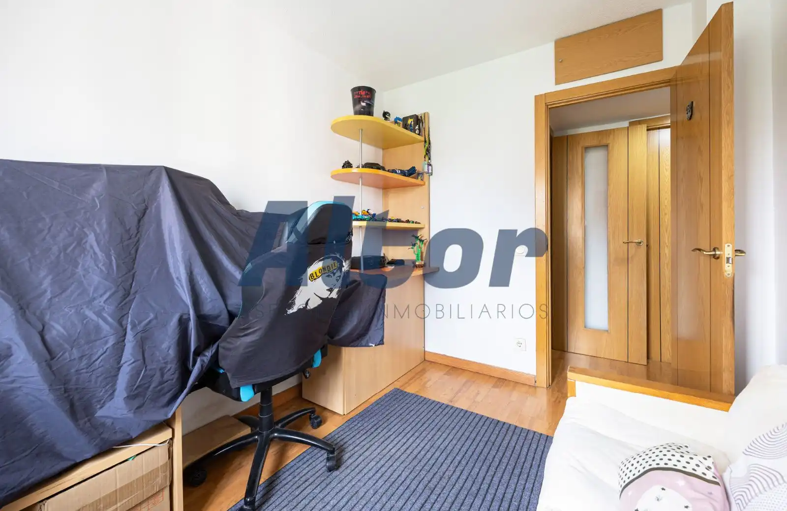 Bedroom of Flat for sale in Fuenlabrada  with Heating, Terrace and Swimming Pool