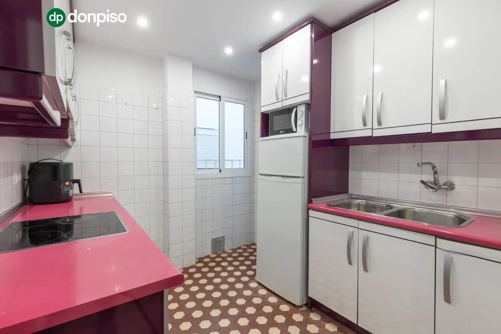 Flat for rent in Calle Pintor Lopez Mezquita, Camino de Ronda