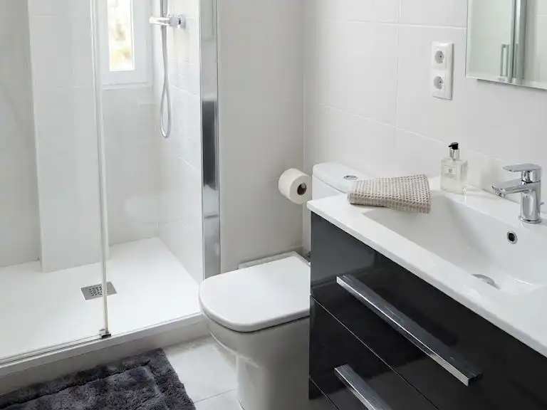Bathroom of Flat for rent in Arganzuela