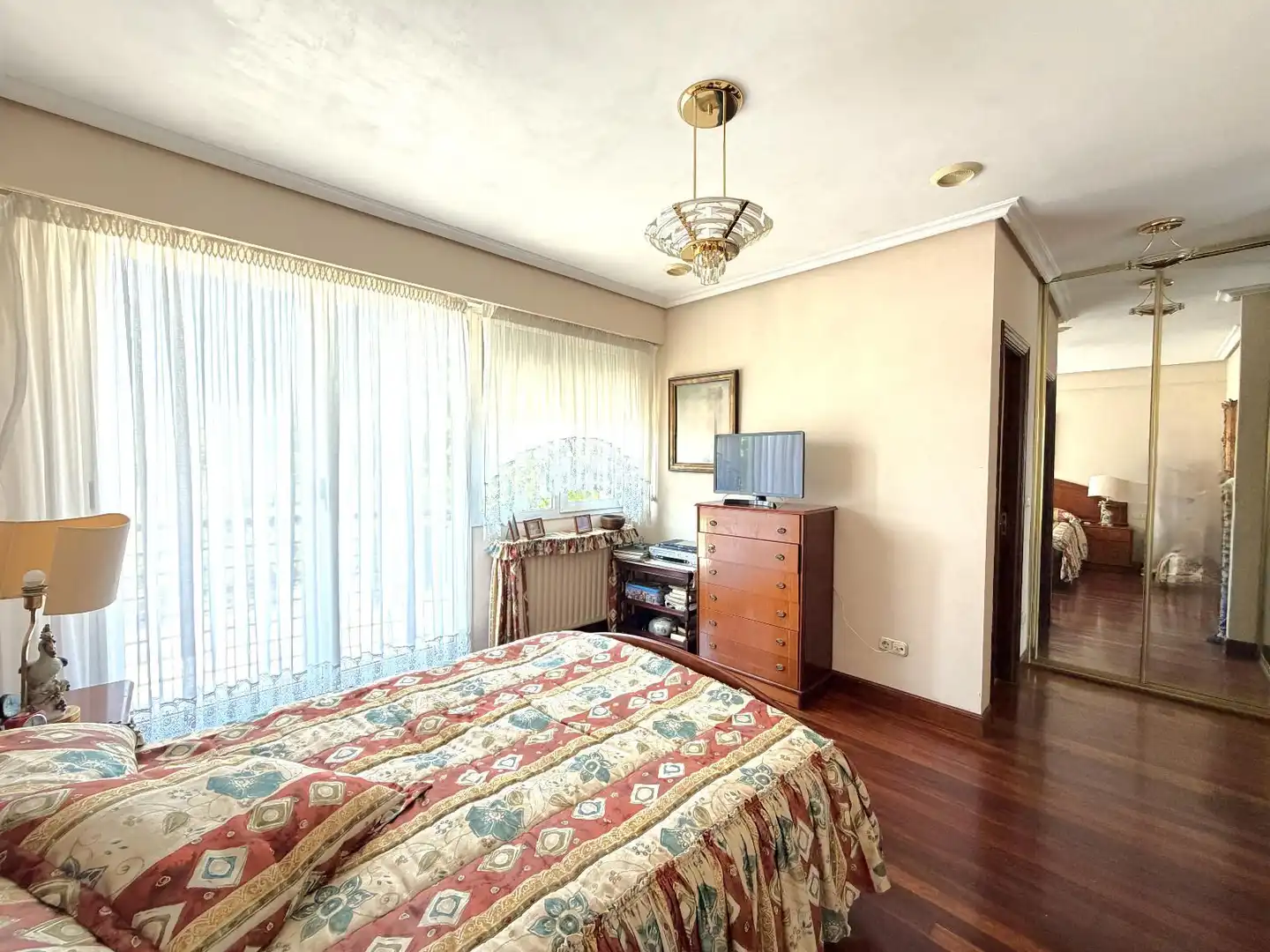 Bedroom of Detached homes for sale in Lasarte-Oria  with Heating, Private garden and Parquet flooring