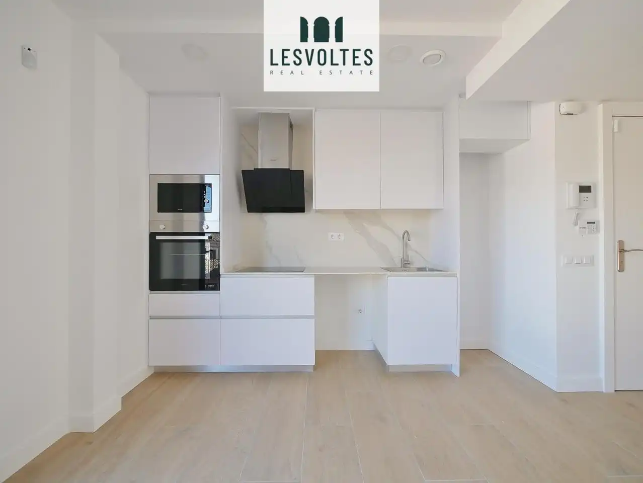 Wohnung mit Terrasse zum Verkauf in calle d'Anselm Clavé, imagen 6