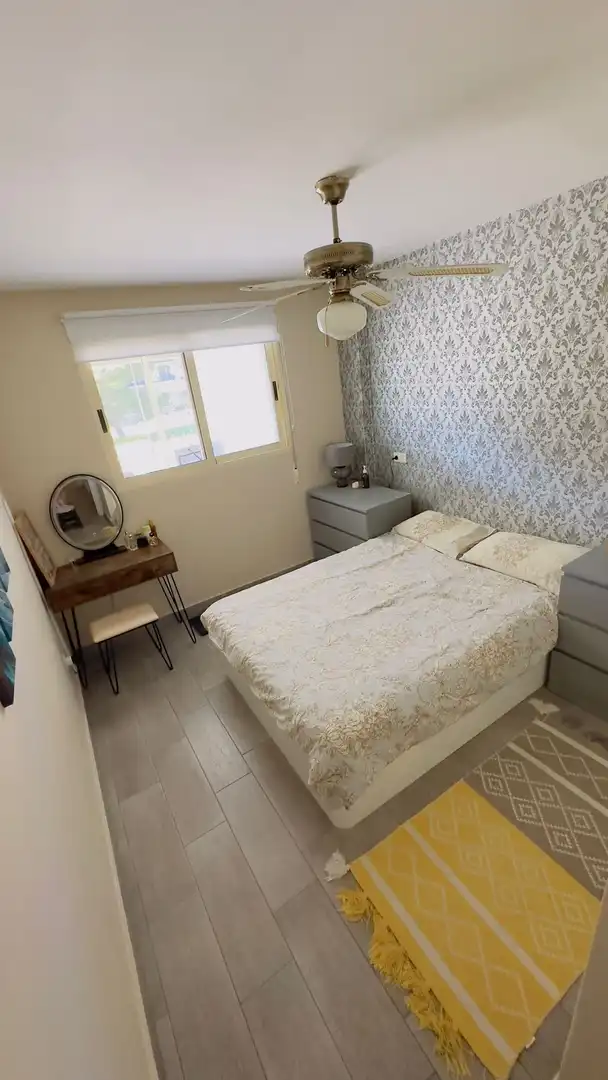 Dormitori de Apartament en venda en Calpe / Calp amb Aire condicionat, Terrassa i Piscina comunitària