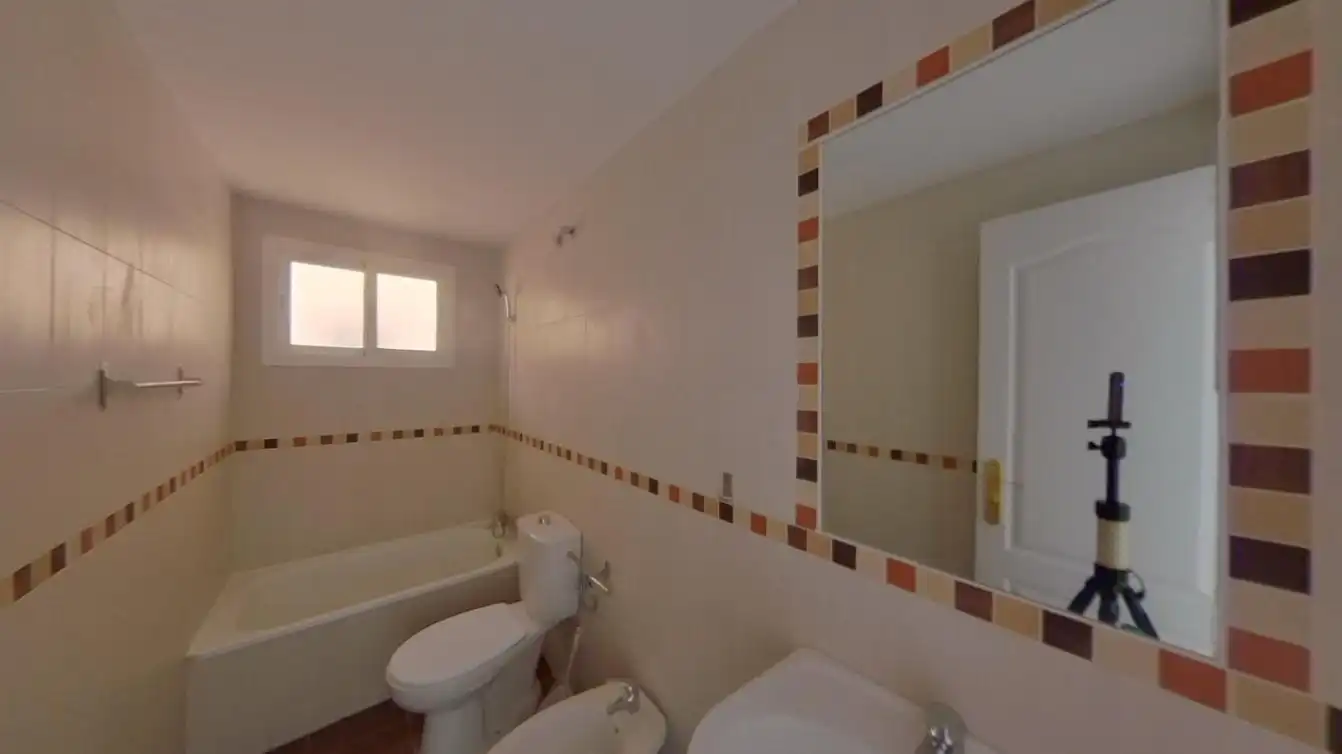 Baño de Apartamento en venta en Benalmádena con Aire acondicionado, Calefacción y Terraza