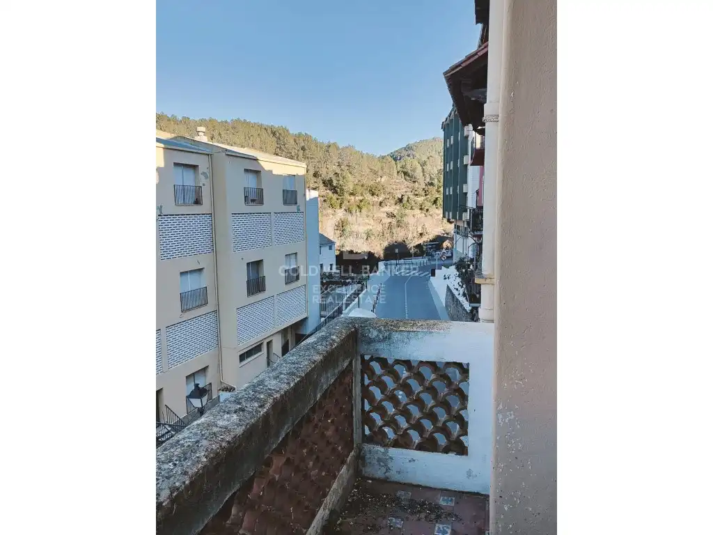 Exterior view of Houses for sale in Montanejos  with Terrace, Storage room and Balcony