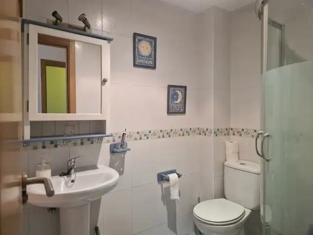 Baño de Dúplex en venta en Teo con Calefacción, Parquet y Terraza