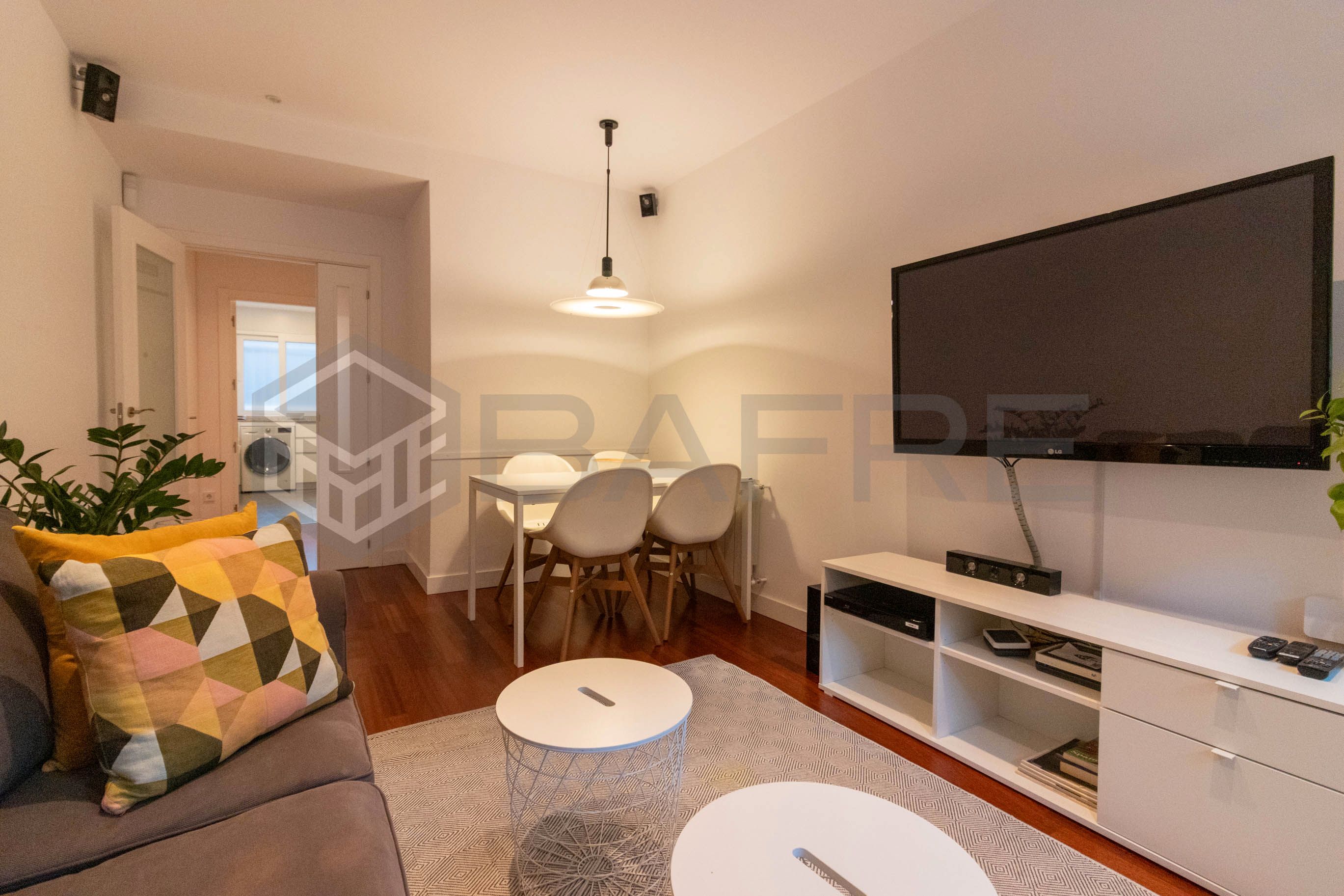 Sala d'estar de Pis en venda en  Madrid Capital amb Aire condicionat i Calefacció