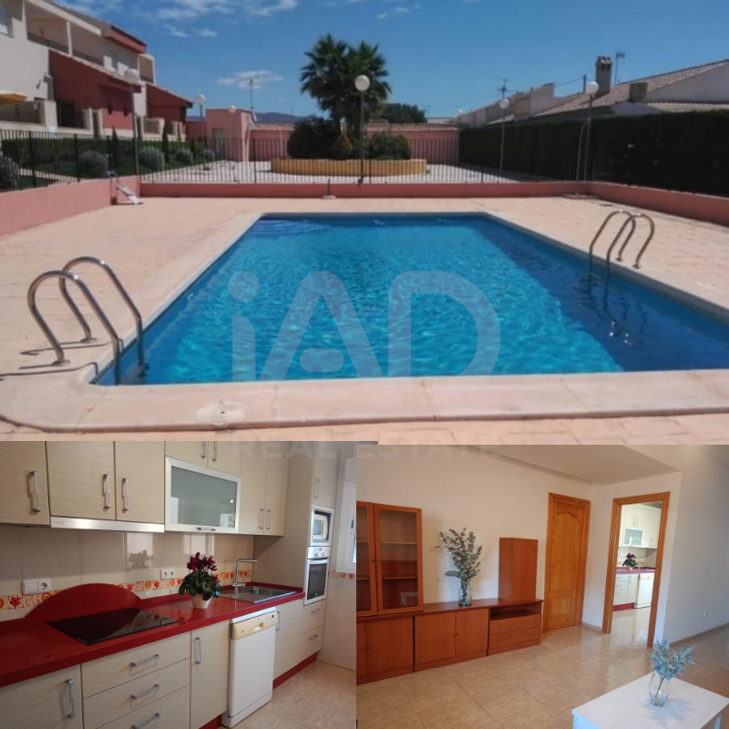 Piscina de Casa adosada en venda en Lorca amb Piscina