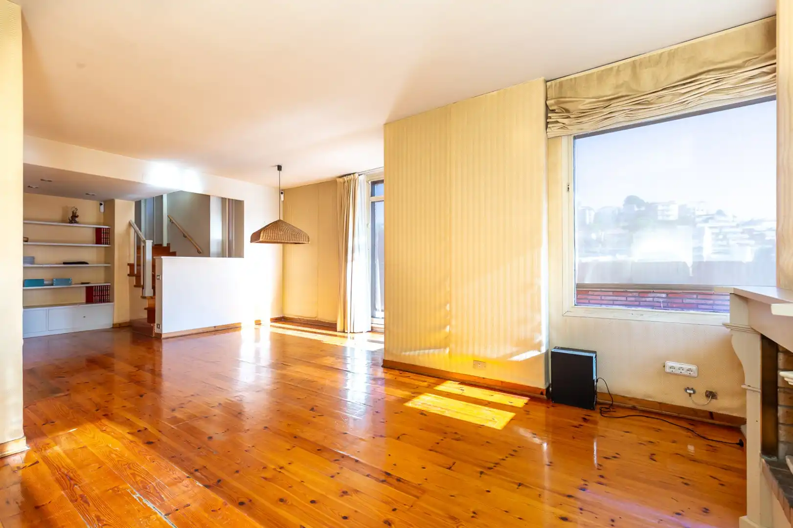 Sala d'estar de Àtic en venda en Sant Just Desvern amb Aire condicionat, Calefacció i Terrassa