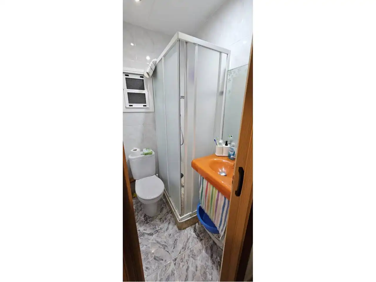 Baño de Piso en venta en Montigalà - Sant Crist