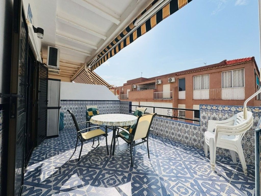 Terrace of Flat for sale in Torrevieja  with Air Conditioner, Terrace and Furnished