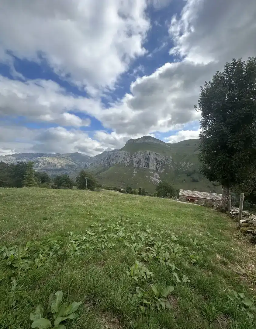 Finca rústica en venda en San Roque de Riomiera