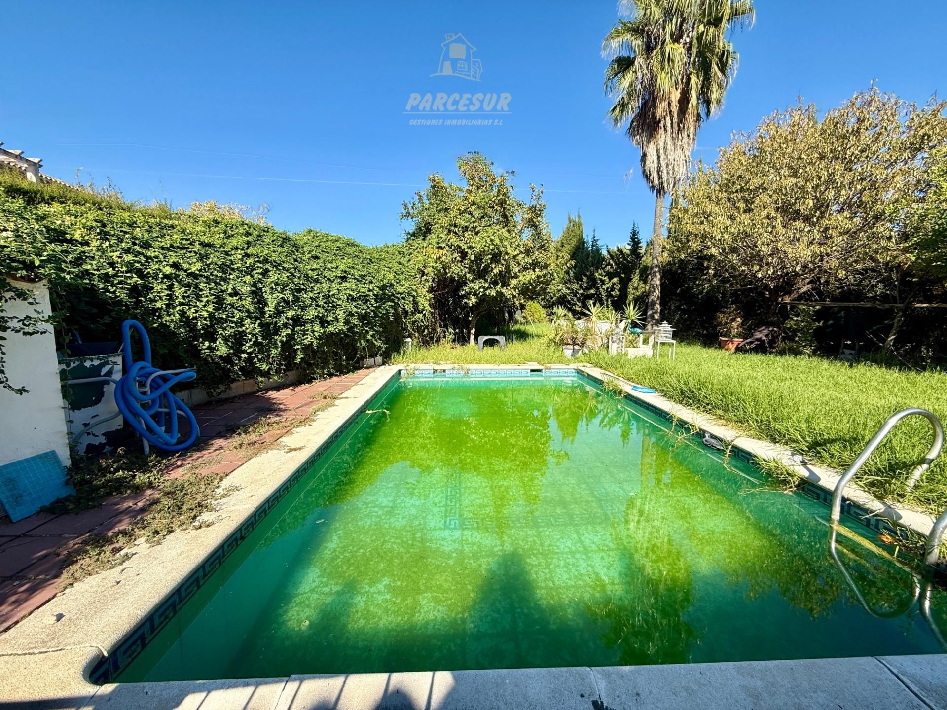 Swimming pool of House or chalet for sale in  Córdoba Capital  with Air Conditioner, Private garden and Storage room