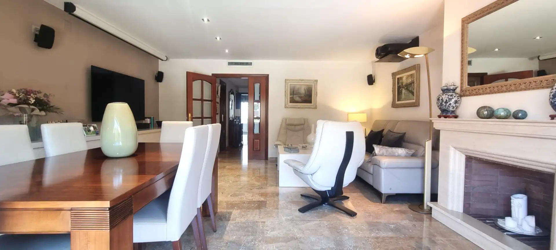 Living room of Houses for sale in Badalona  with Air Conditioner, Heating and Terrace