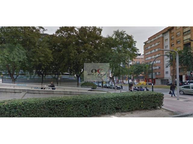 Local comercial en Alquiler en Vistalegre