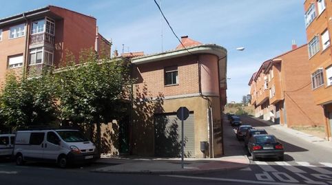 Foto 2 de Edificio en venta en Avenida de Mariano Andrés, La Asunción - La Inmaculada, León Capital