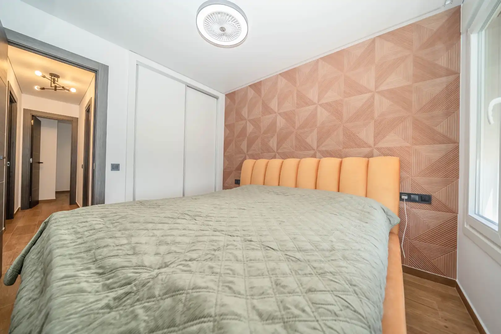 Dormitori de Apartament en venda en Los Alcázares amb Terrassa