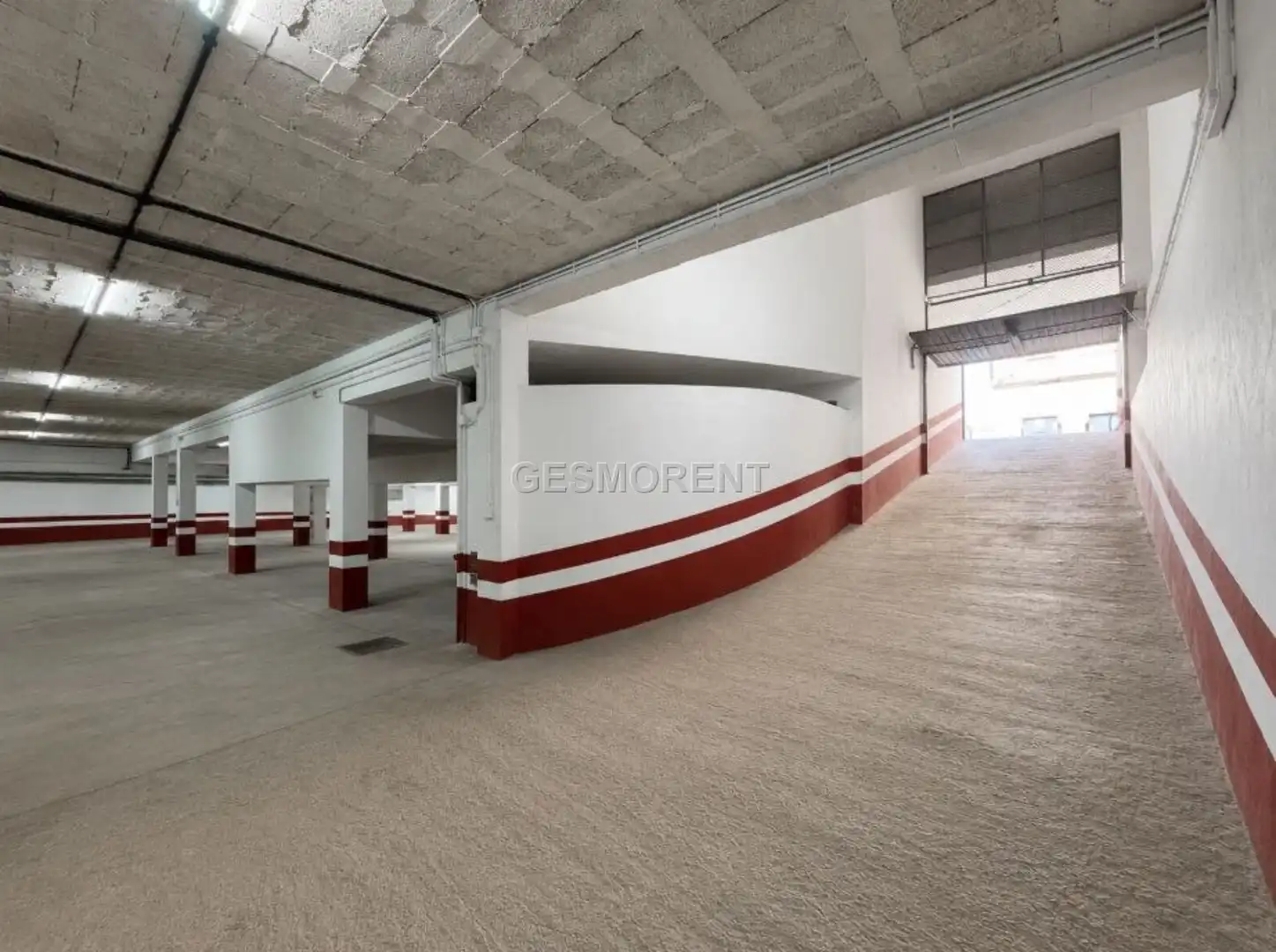 Aparcament de Nau industrial de lloguer en  Palma de Mallorca