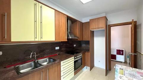 Photo 4 of Flat to rent in Montilivi, Girona