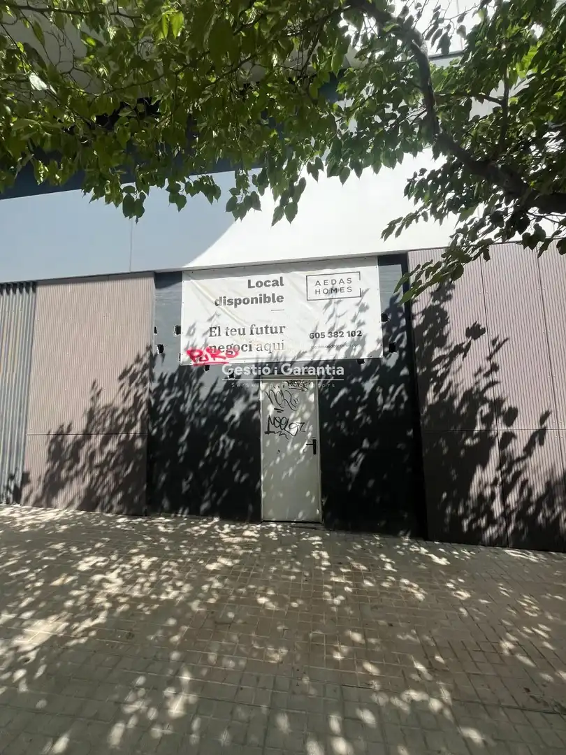 Local en venta en L'Hospitalet de Llobregat