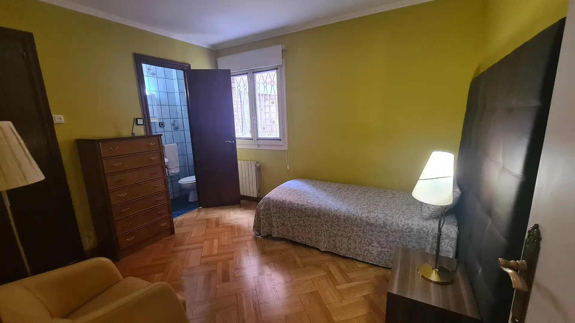 Habitación de Piso en venta en Barcelona con Terraza