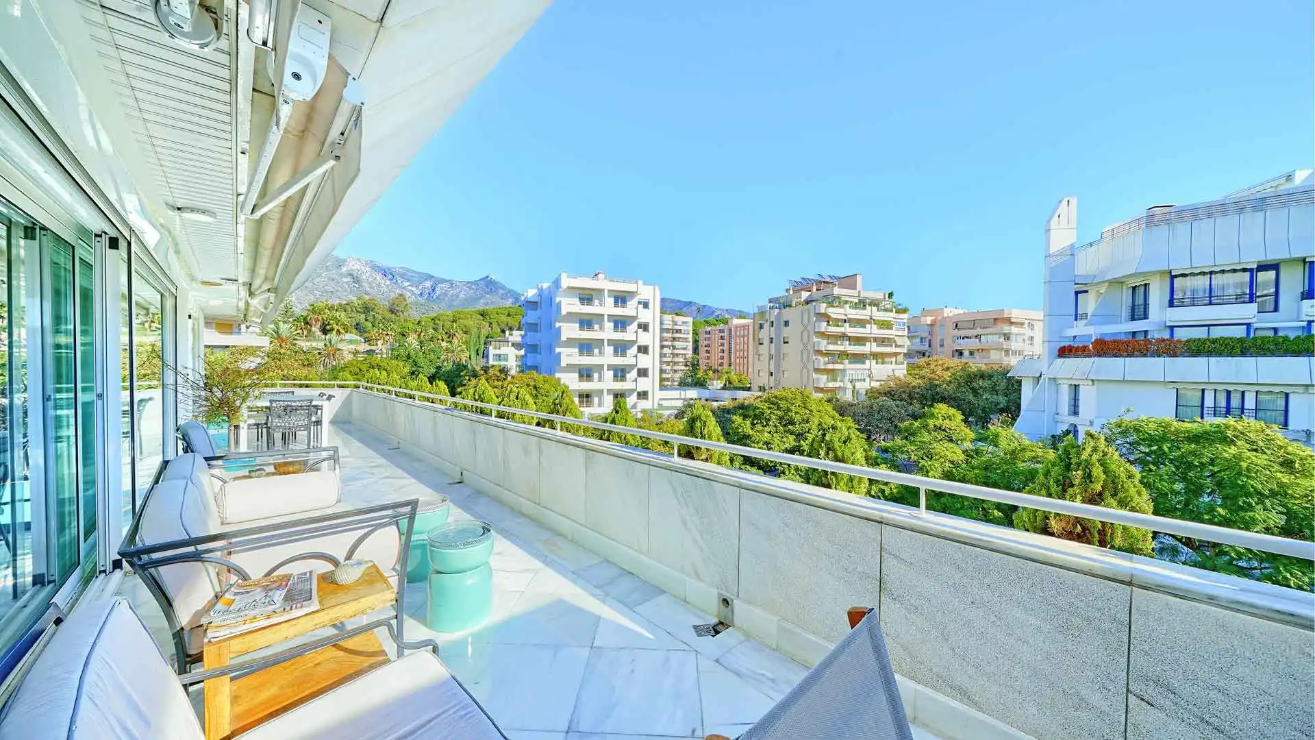 Terrassa de Apartament en venda en Marbella amb Aire condicionat, Terrassa i Piscina