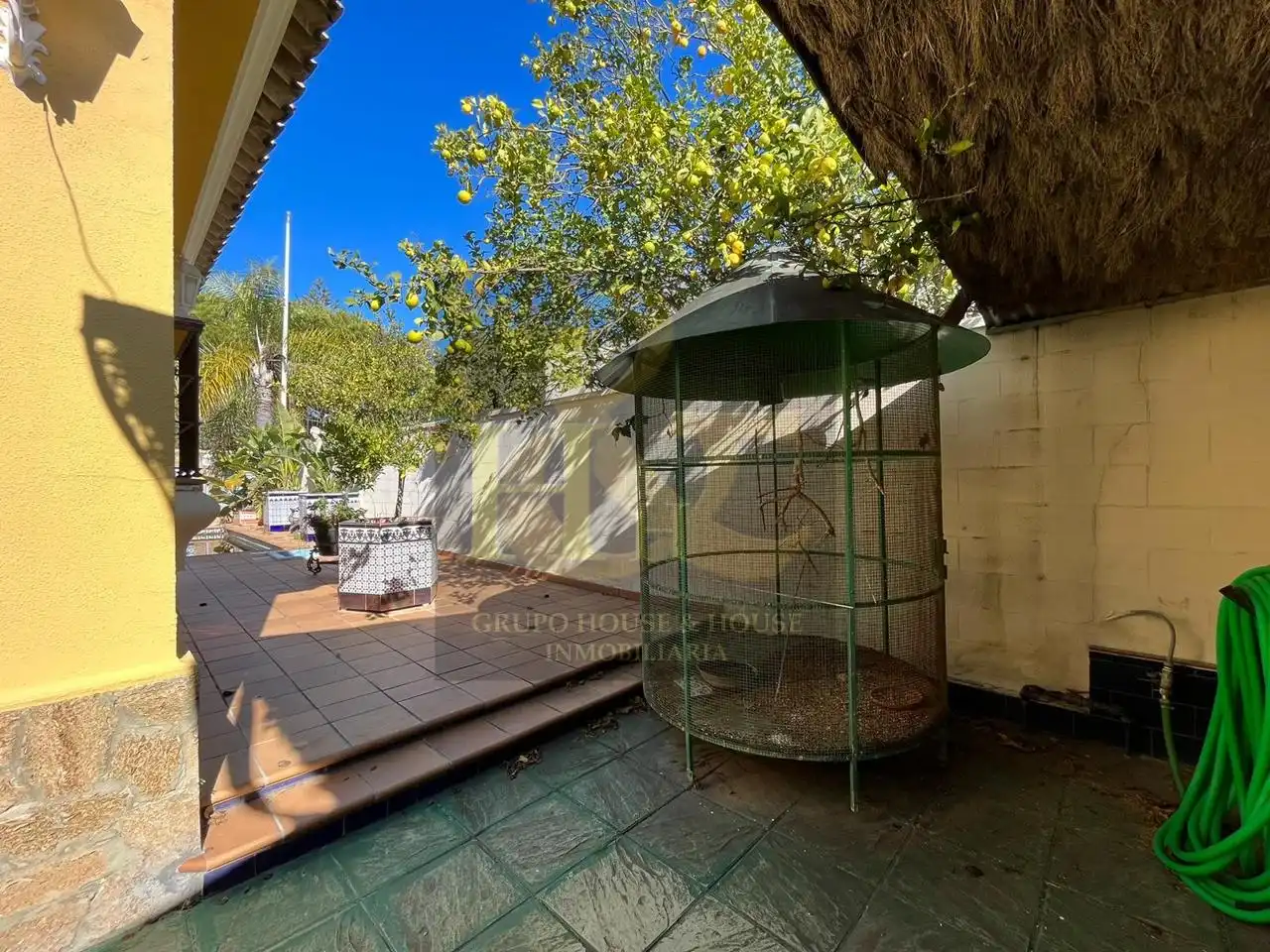 Exterior view of Houses for sale in Sanlúcar de Barrameda  with Air Conditioner, Private garden and Terrace