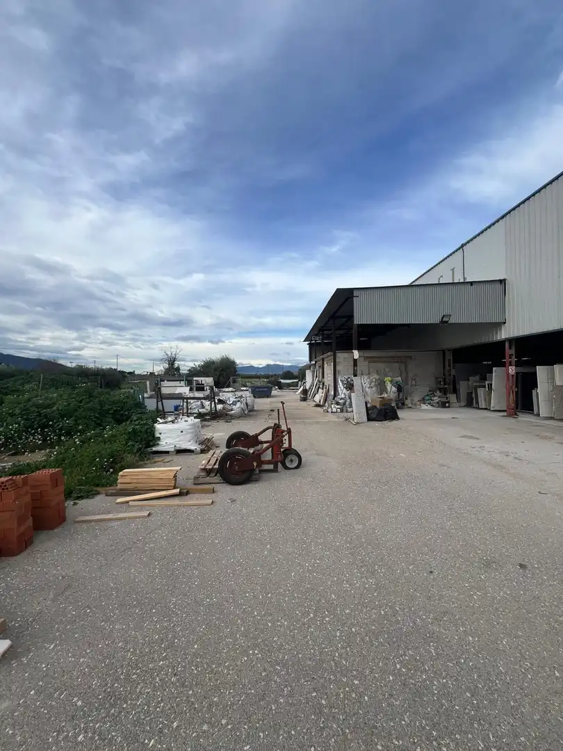 Nave industrial en venta en Murcia