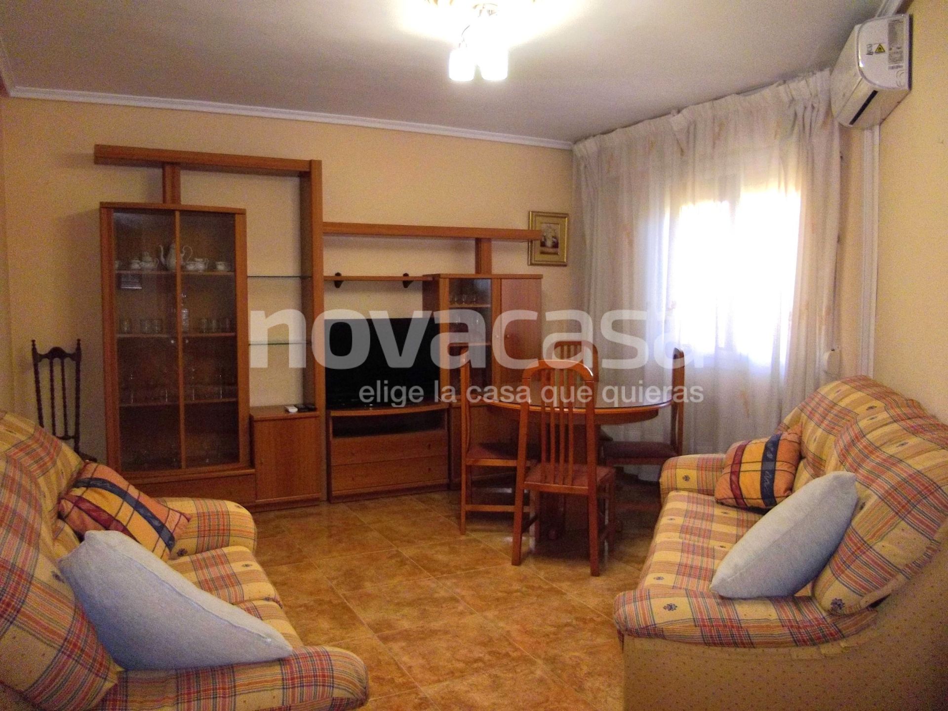 Living room of Flat to rent in  Albacete Capital  with Heating, Furnished and Oven