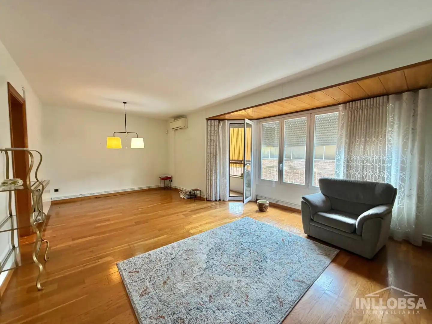 Living room of Flat for sale in Manresa  with Heating and Balcony