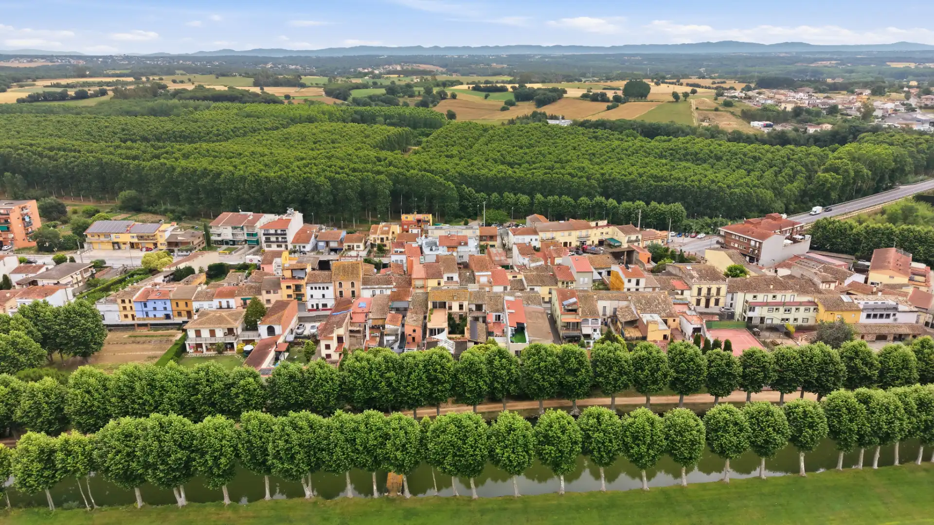 Vista exterior de Casa adosada en venta en Riudarenes con Aire acondicionado, Calefacción y Jardín privado