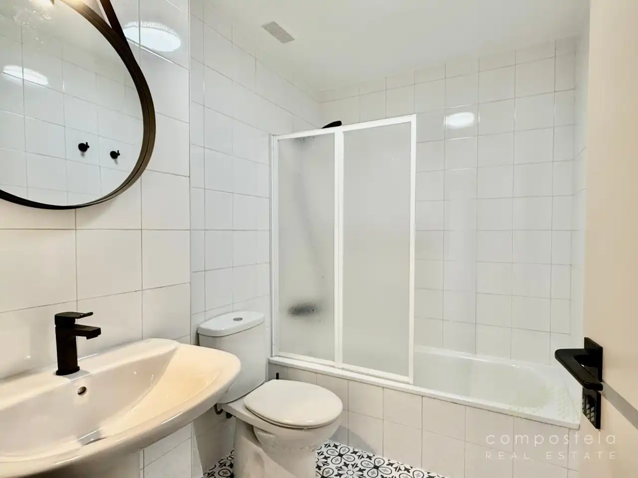 Bathroom of Flat for sale in Ames  with Heating, Storage room and Furnished