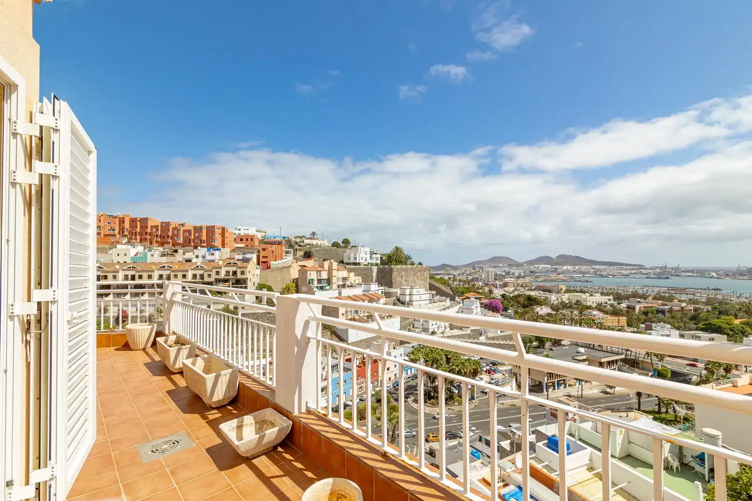 Exterior view of Houses for sale in Las Palmas de Gran Canaria
