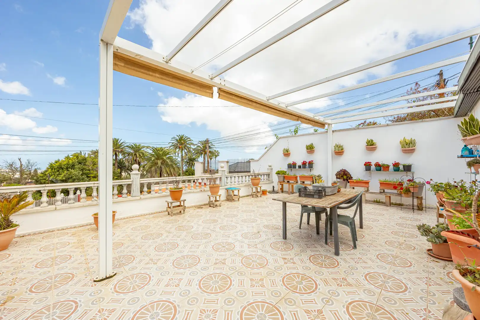 Terrassa de Casa o xalet en venda en Las Palmas de Gran Canaria amb Aire condicionat, Jardí privat i Terrassa