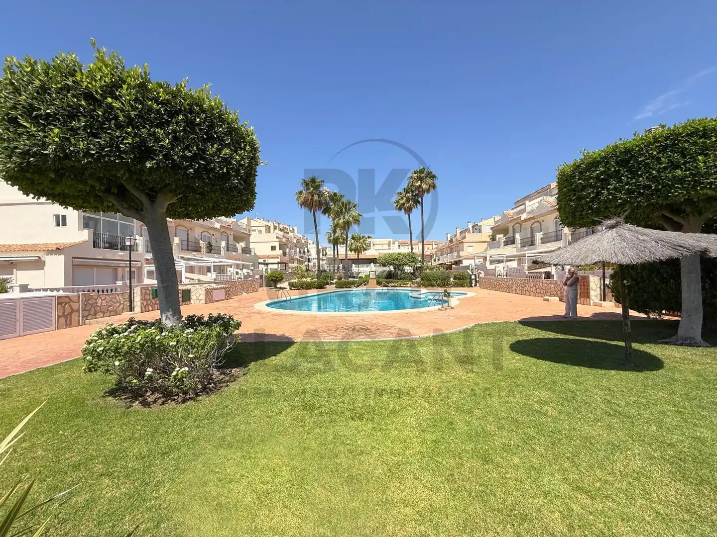 Vista exterior de Casa o chalet en venta en Santa Pola con Jardín privado, Terraza y Trastero