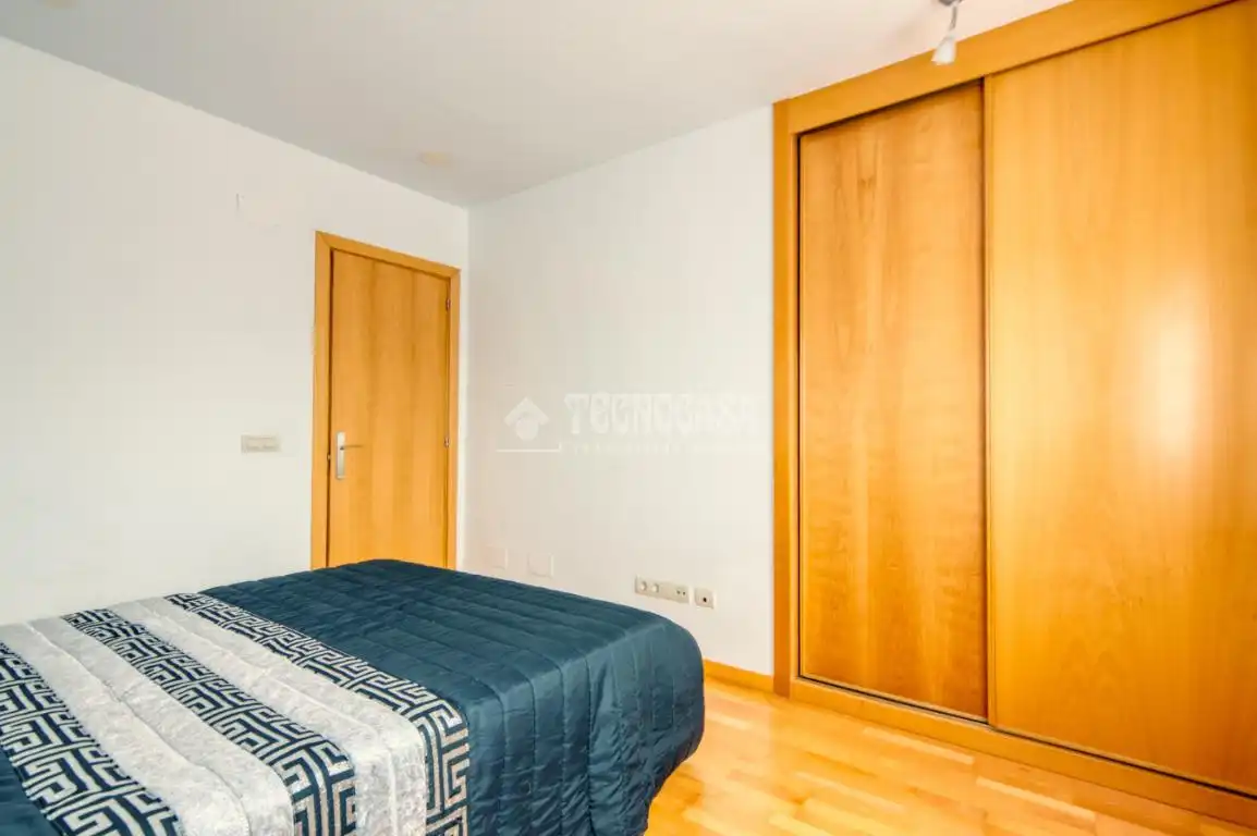 Habitación de Casa o chalet en venta en Castellanos de Moriscos con Aire acondicionado, Calefacción y Jardín privado