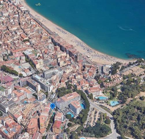 Local comercial en Venta en Calle Potosí, 4 en Fenals