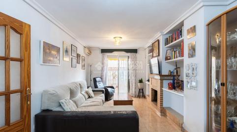 Foto 3 de Casa adosada en venda a C. Monserrat Roig, Huércal de Almería, Almería