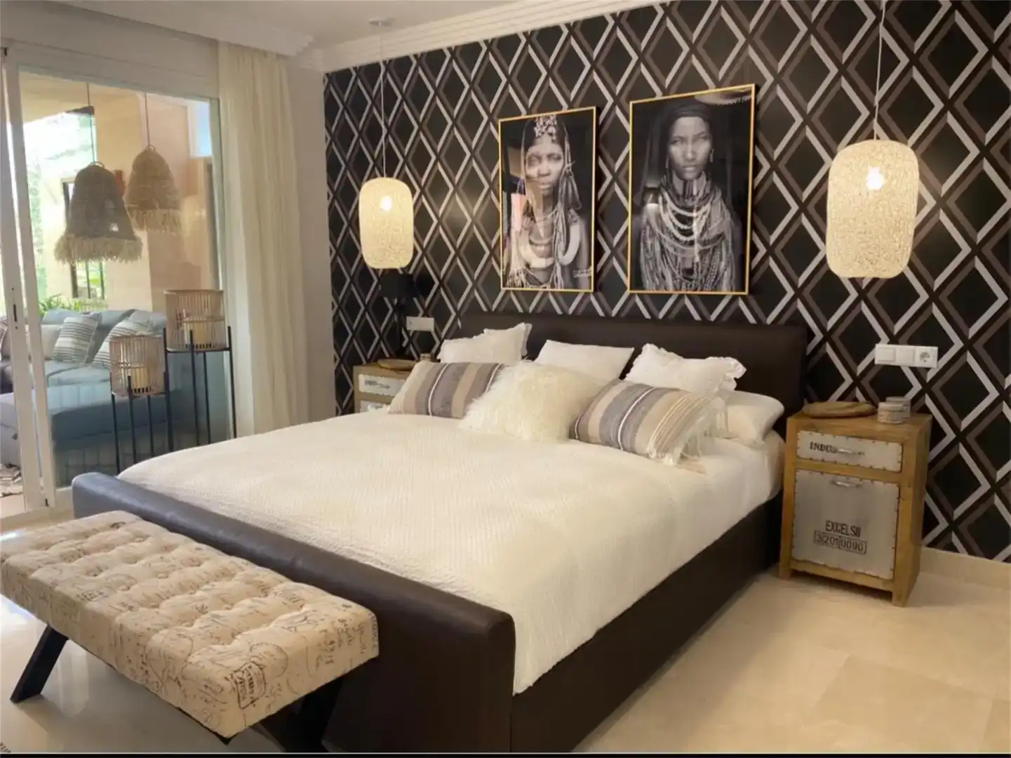Dormitori de Apartament en venda en Marbella amb Aire condicionat i Piscina