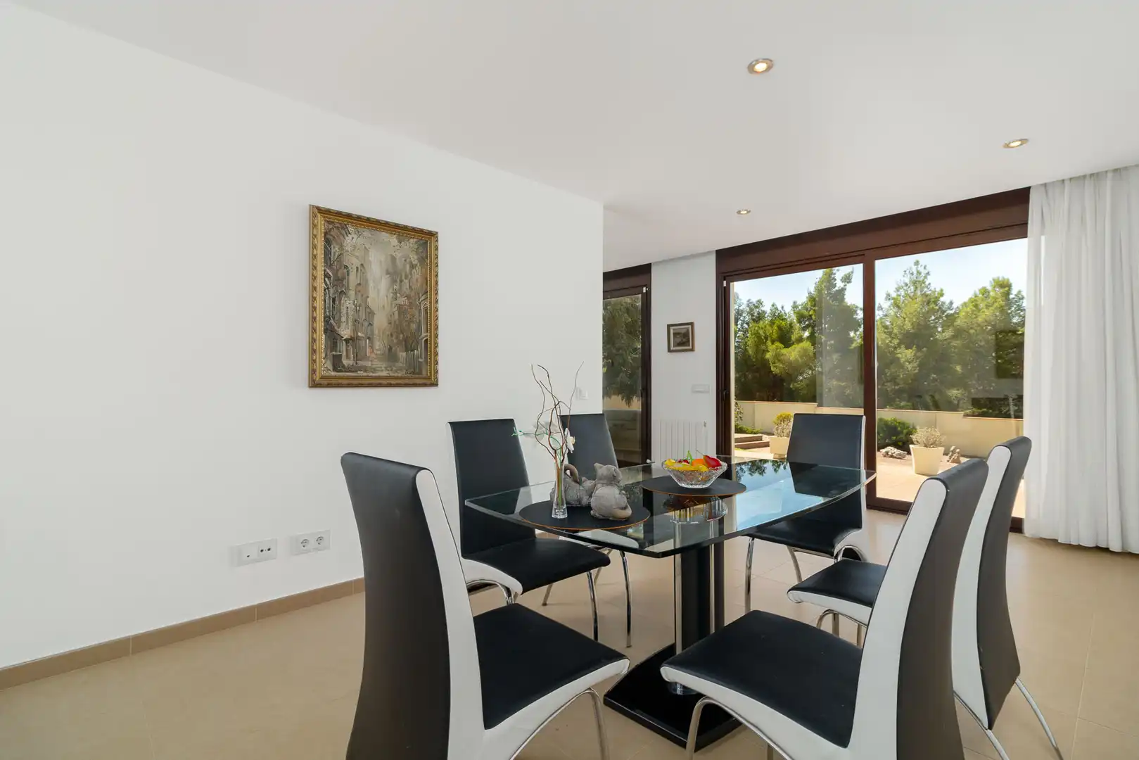 Comedor de Casa o chalet en venta en Pau con Aire acondicionado, Calefacción y Jardín privado