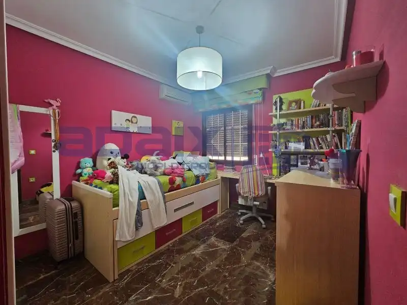 Habitación de Casa adosada en venta en Puertollano