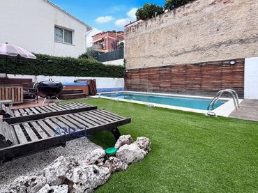 Casa en venda a ROSALEDA